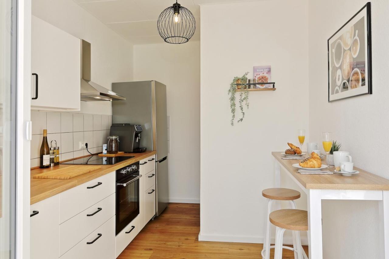 *City, Naehe Hbf, Kingsizebetten, Fitnessecke* Duisburgo Exterior foto