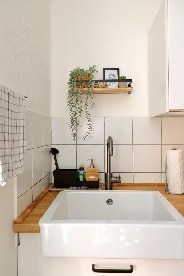 *City, Naehe Hbf, Kingsizebetten, Fitnessecke* Duisburgo Exterior foto